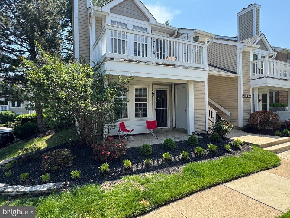4529 28th Rd S-Unit -A in Arlington, VA - Building Photo