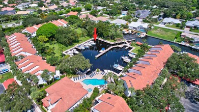 2299 Treasure Isle Dr in West Palm Beach, FL - Building Photo - Building Photo