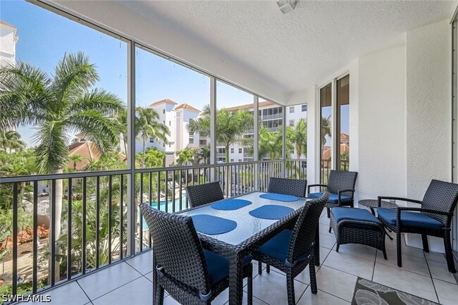 property at 470 Launch Cir