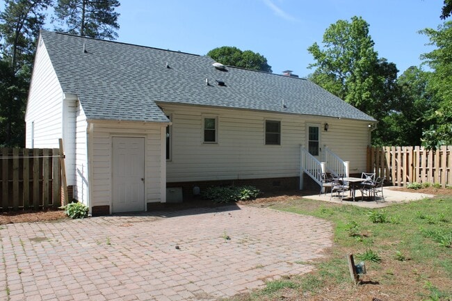 2704 Nottingham Rd NW in Wilson, NC - Building Photo - Building Photo