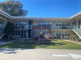 9525 Granby St, Unit K in Norfolk, VA - Building Photo