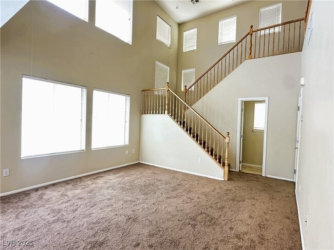 8046 S Wards Ferry St in Las Vegas, NV - Building Photo - Building Photo