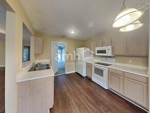 12519 Dawn Vista Dr in Riverview, FL - Foto de edificio - Building Photo