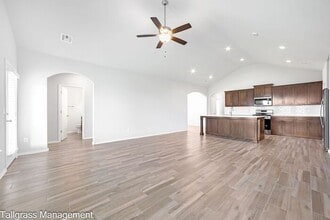 10606 N 117th E Pl in Owasso, OK - Building Photo - Building Photo