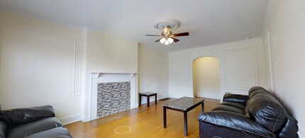 2401 E Genesee St, Unit 2 in Syracuse, NY - Building Photo - Building Photo