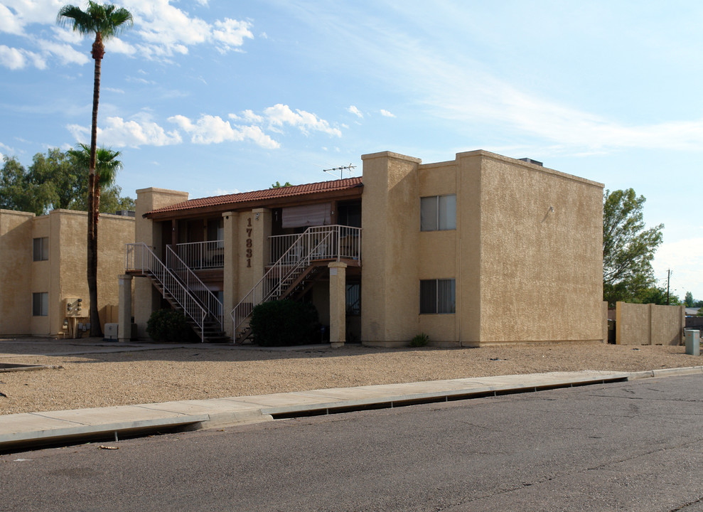 Paradise Trails in Phoenix, AZ - Building Photo