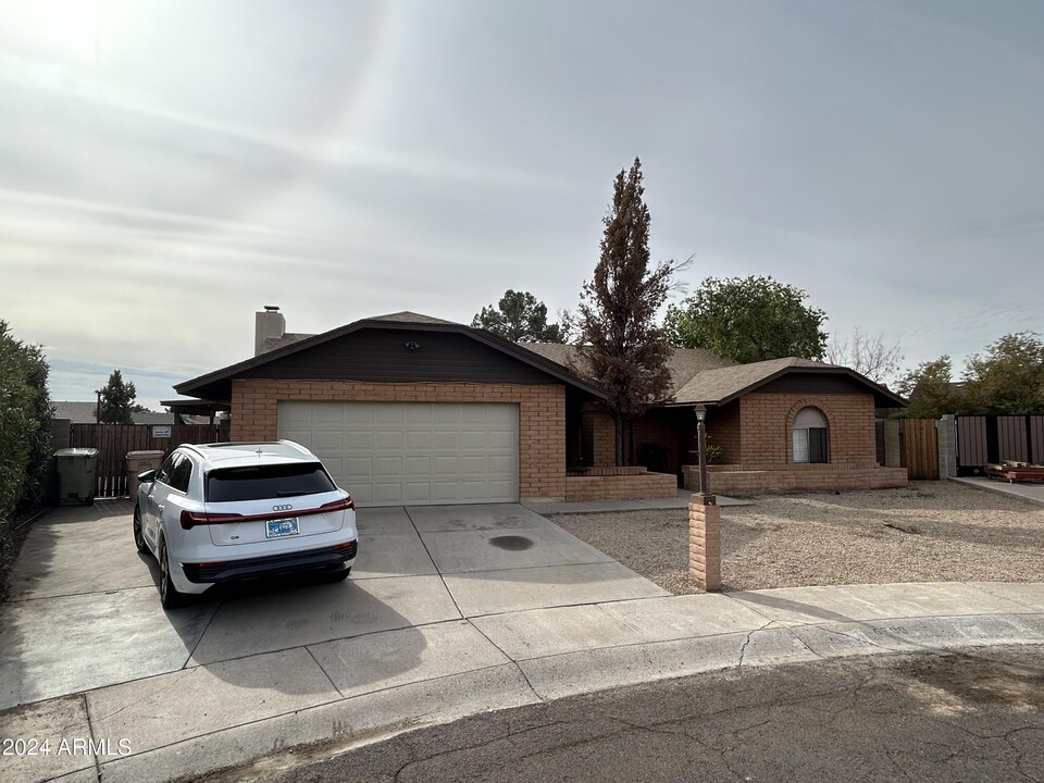 6509 W Cochise Dr in Glendale, AZ - Building Photo