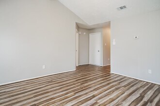 4514 Tylergate Dr in Spring, TX - Building Photo - Building Photo