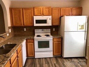 7667 Bluff Point Ln in Denver, NC - Building Photo - Building Photo