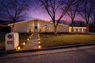 2000 SE 10th St in Mineral Wells, TX - Building Photo