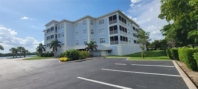 2001 Bal Harbor Blvd in Punta Gorda, FL - Building Photo - Building Photo