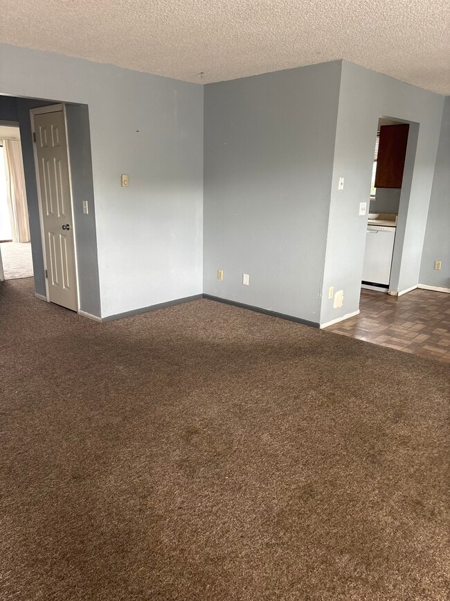 2916 Dawn Dr, Unit 2916 Dawn drive