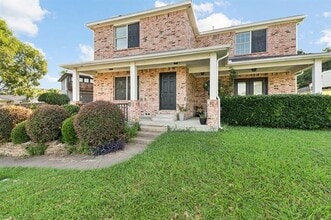 2026 Klondike St in Grand Prairie, TX - Building Photo - Building Photo