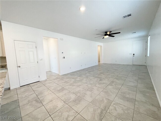 3762 Neblina Dr in Henderson, NV - Building Photo - Building Photo