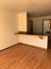 102 Broadway in Whitehall, NY - Foto de edificio - Building Photo