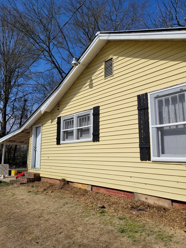 805 S 14th St in Gadsden, AL - Building Photo - Building Photo