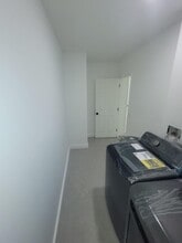 2823 Polk St in Hollywood, FL - Foto de edificio - Building Photo