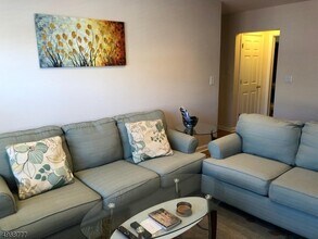 476 joralemon st-Unit -B-6 in Belleville, NJ - Building Photo - Building Photo