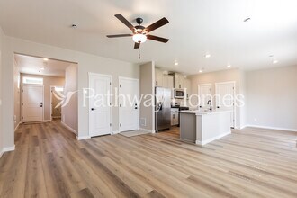 17892 E 94th Pl in Commerce City, CO - Building Photo - Building Photo