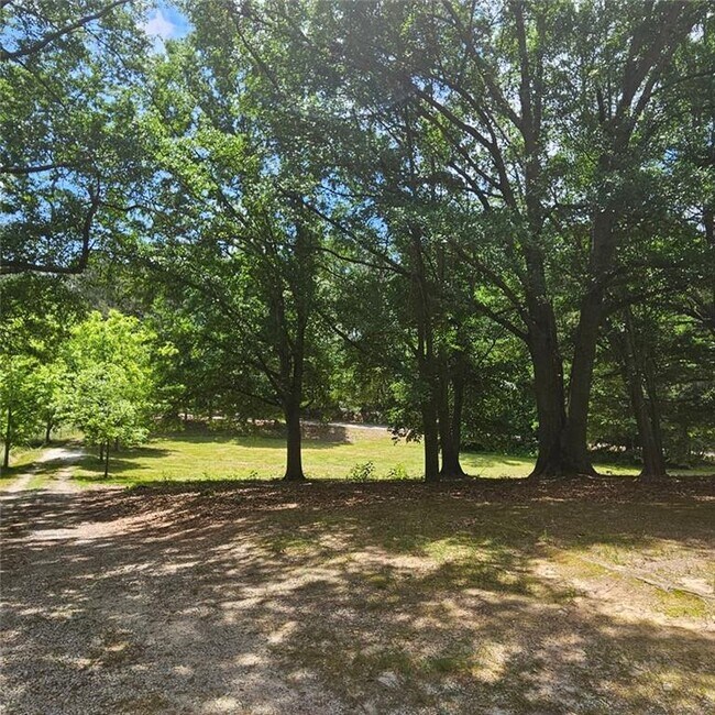 1183 Payne Rd in Homer, GA - Building Photo - Building Photo