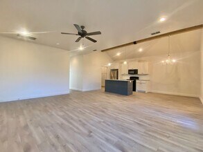 1602 102nd St in Lubbock, TX - Building Photo - Building Photo