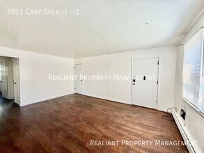 5911 Cary Ave in Cincinnati, OH - Building Photo - Building Photo