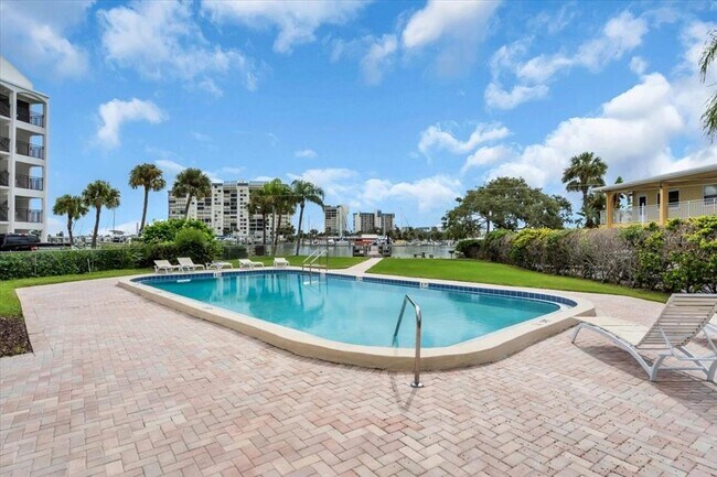 9755 Harrell Ave in Treasure Island, FL - Building Photo - Building Photo