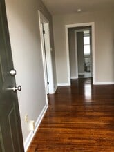 1355 Ida Ave, Unit A in Columbus, OH - Foto de edificio - Building Photo