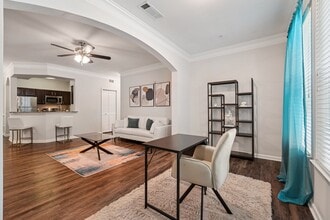 Kingwood Glen in Kingwood, TX - Building Photo - Building Photo