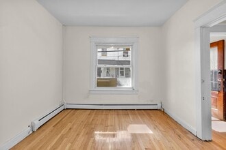 213 N Railroad St in Allentown, PA - Building Photo - Building Photo