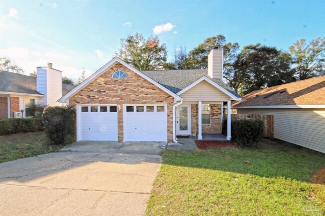 property at 2028 Cambridge Cir