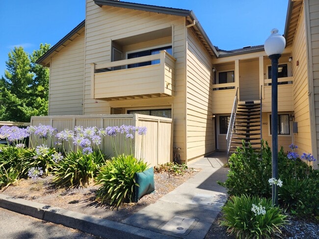property at 3001 Woodlake Dr