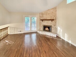 5435 Brandon Ct in Stone Mountain, GA - Building Photo - Building Photo