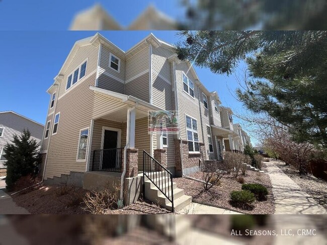 2651 Stonecrop Ridge Grove