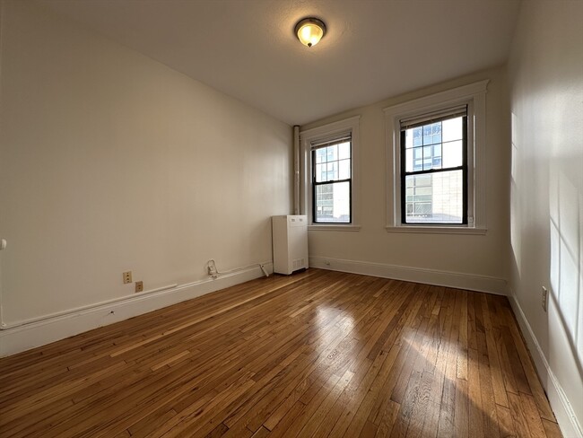 property at 31 Peterborough St