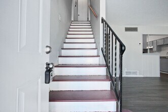 2386 Century Dr in Columbus, OH - Building Photo - Building Photo