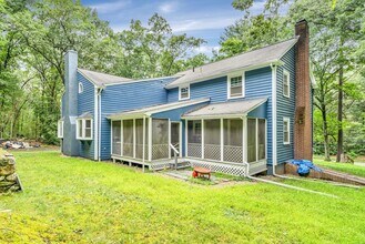 821 Boston Post Rd in Sudbury, MA - Building Photo - Building Photo