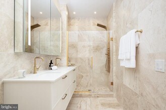 1099 Germantown Ave in Philadelphia, PA - Building Photo - Building Photo