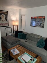 153 Salem St, Unit 2 in Boston, MA - Building Photo - Building Photo