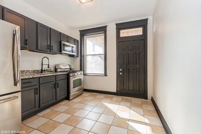6352 S Ingleside Ave, Unit 1 in Chicago, IL - Building Photo - Building Photo