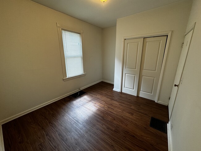 148 Harvard St, Unit #1 in Rochester, NY - Foto de edificio - Building Photo