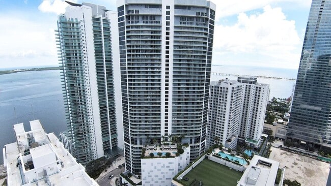 property at 1300 Brickell Bay Dr