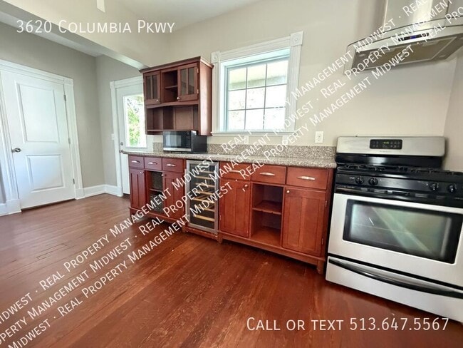 3620 Columbia Pkwy in Cincinnati, OH - Building Photo - Building Photo