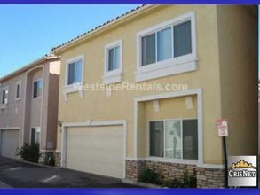 20300 Vanowen St in Winnetka, CA - Building Photo - Building Photo