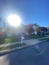 68 Michigan Dr in Sinking Spring, PA - Building Photo - Building Photo