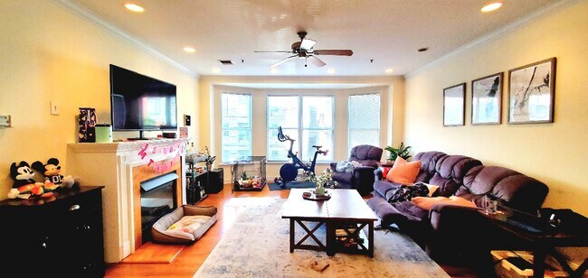 78 Jefferson St, Unit 2E in Hoboken, NJ - Foto de edificio - Building Photo