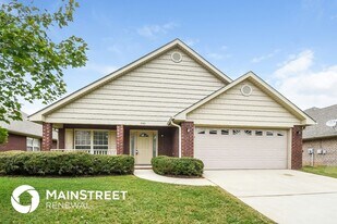 2061 Edgewood Dr in Moody, AL - Building Photo