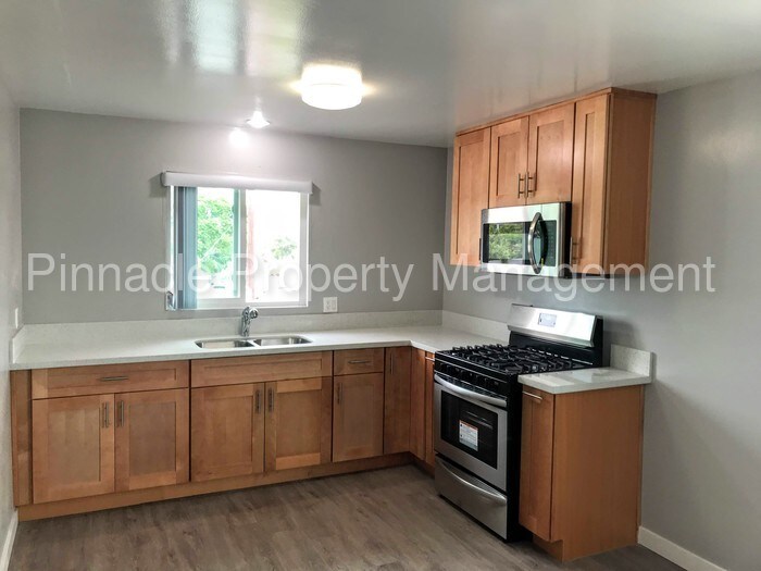 1633 Chestnut Ave-Unit -Unit C in Long Beach, CA - Building Photo