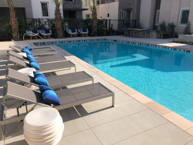 2137 Stellar Way in Chula Vista, CA - Building Photo