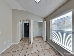 3805 Stonefield Dr in Orlando, FL - Building Photo - Building Photo